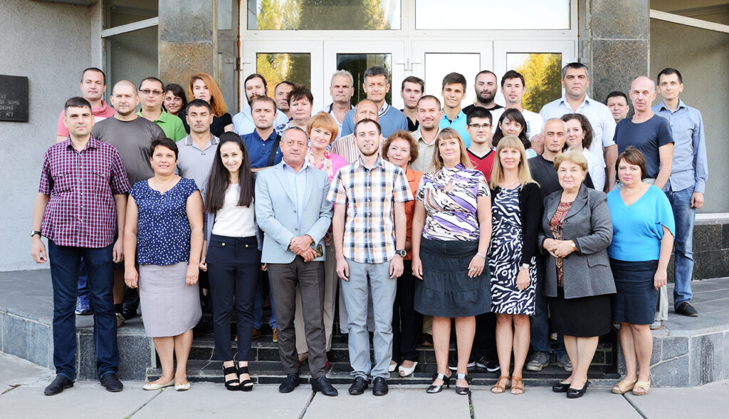 Співробітники відділу хімії біоактивних азотовмісних гетероциклічних основ Інституту біоорганічної хімії та нафтохімії НАН України, 2016р.
